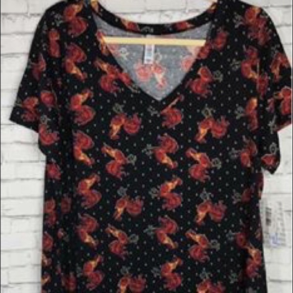 XL Christ Tee with Roosters